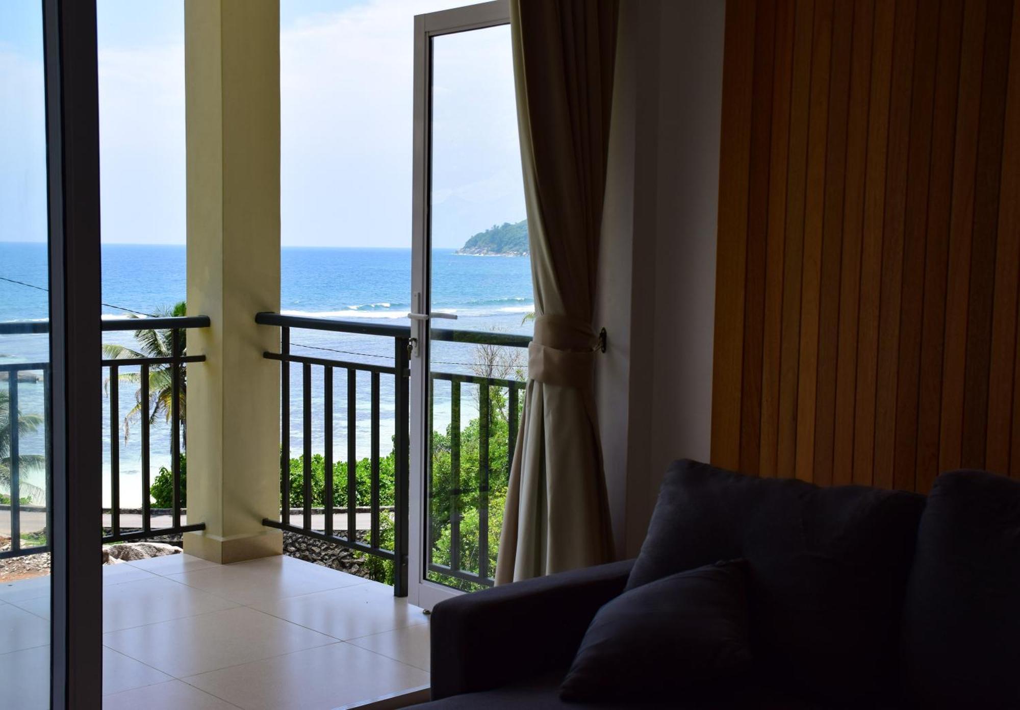 Lagati Seychelles Apartment Takamaka